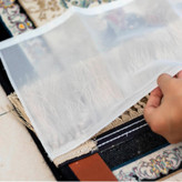 محافظ ریشه فرش 12 متری جنس حریر مدل Carpet Protecto