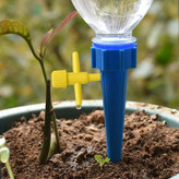 قطره چکان آبیاری گل و گیاه بسته 3 عددی